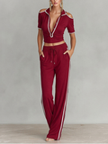 Carroll | Damski komplet dresowy bordowy z dzianiny crop top cold shoulder