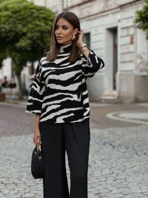 Dana | Oversizedowy sweter w zebry