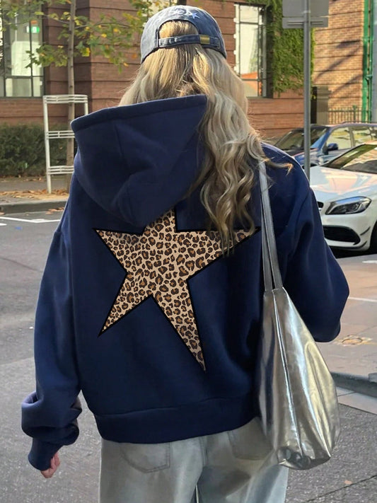 Justine | Damska bluza oversize z kapturem z graficznym nadrukiem