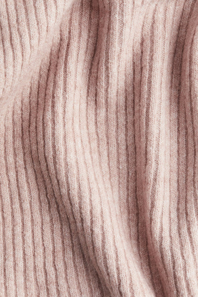Soly | Sweter z odkrytymi ramionami